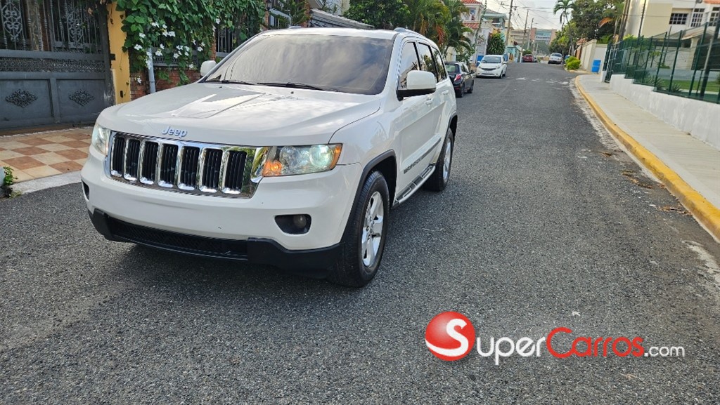 2011 Jeep Grand Cherokee — foto 1 / 12