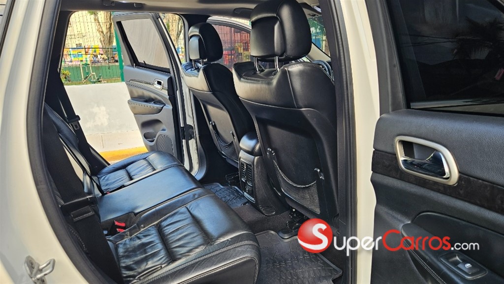 2011 Jeep Grand Cherokee — foto 5 / 12