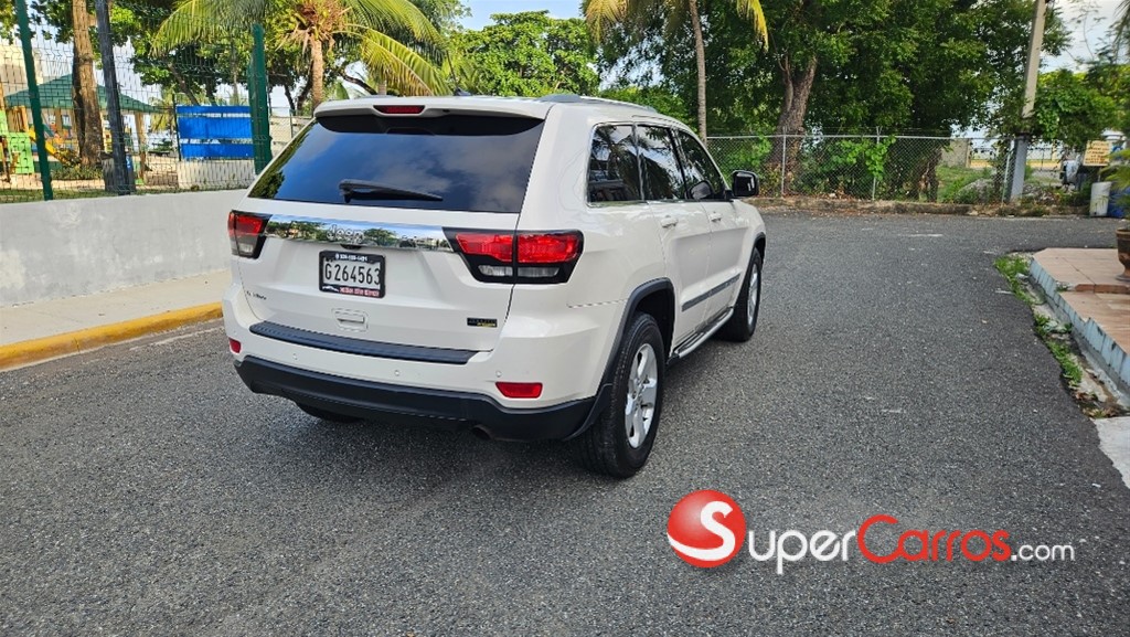 2011 Jeep Grand Cherokee — foto 12 / 12
