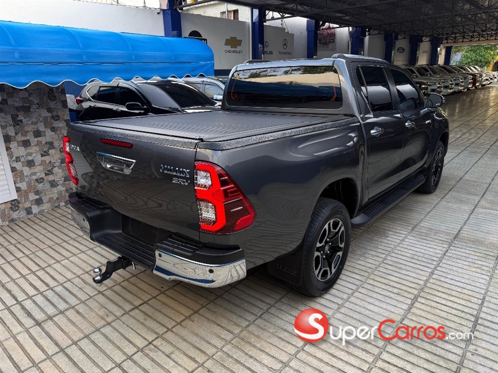 2023 Toyota Hilux Limited TSS — foto 3 / 9