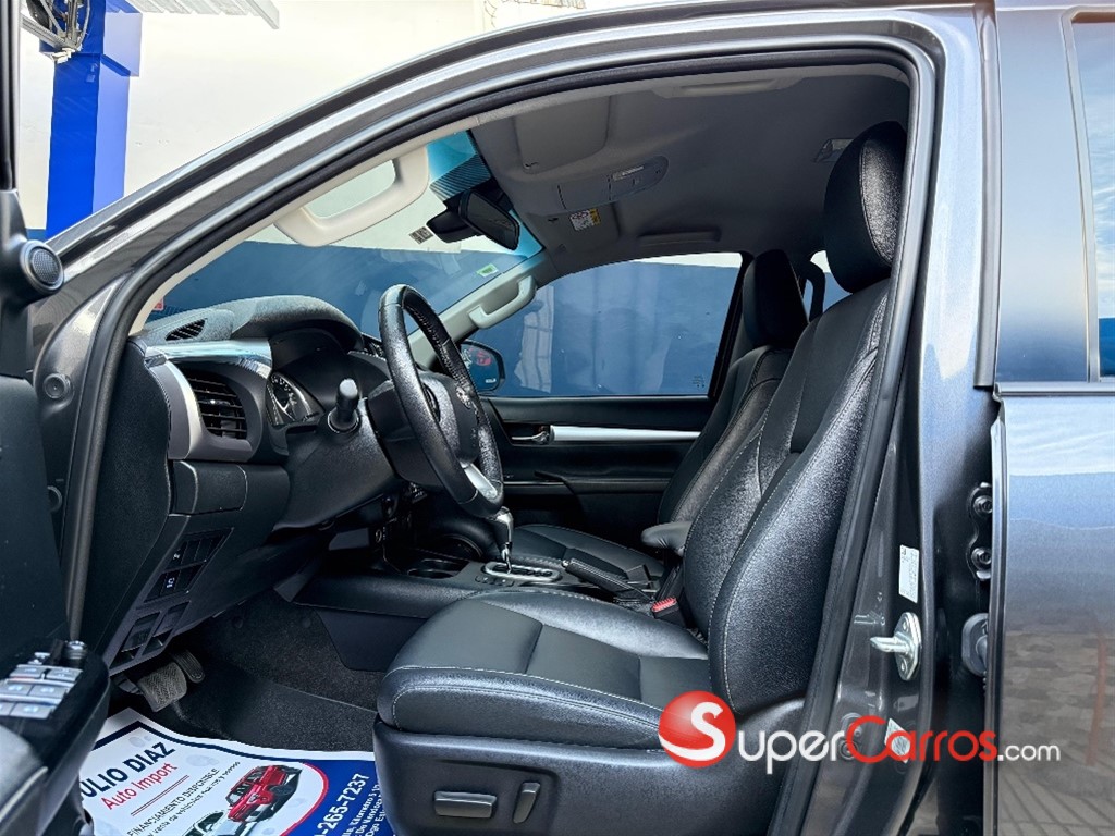 2023 Toyota Hilux Limited TSS — foto 4 / 9
