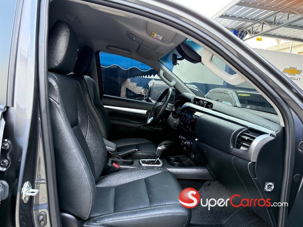 2023 Toyota Hilux Limited TSS — foto 6 / 9