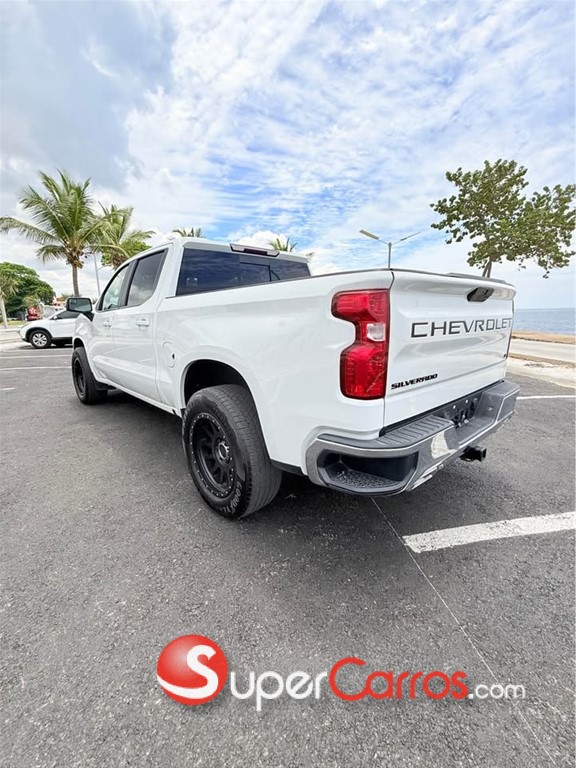 2021 Chevrolet Silverado Z71 Duramax — foto 6 / 10