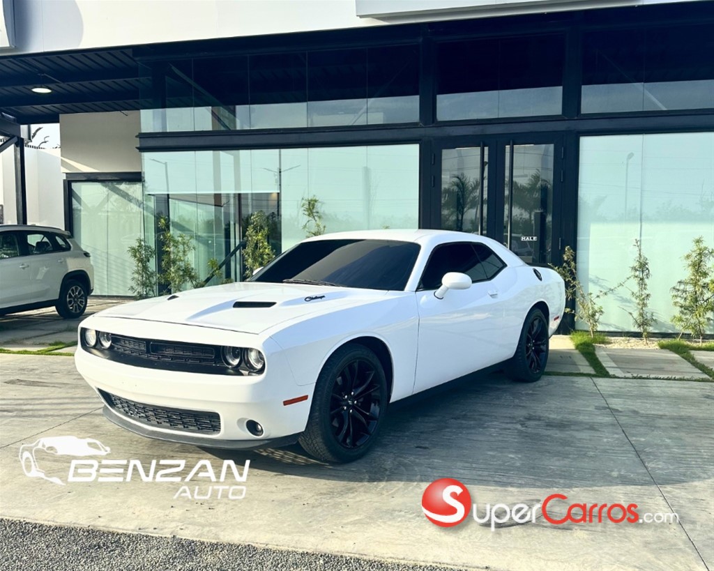 2018 Dodge Challenger SXT