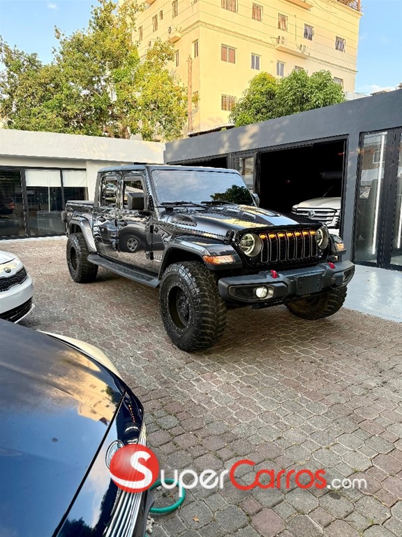 2020 Jeep Gladiator Overland — foto 3 / 10