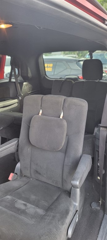 2015 Dodge Caravan — foto 4 / 11