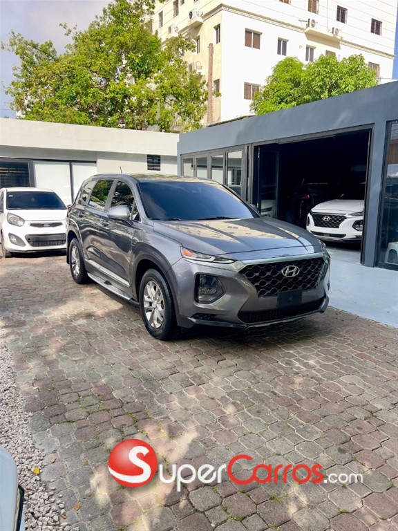 2020 Hyundai Santa Fe SE — foto 3 / 11