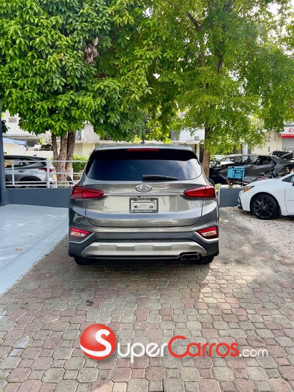 2020 Hyundai Santa Fe SE — foto 6 / 11