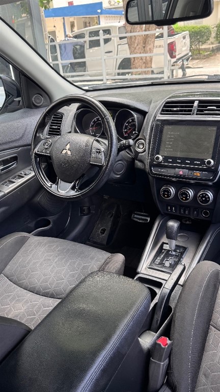 2020 Mitsubishi Motors Outlander Sport SE — foto 7 / 10