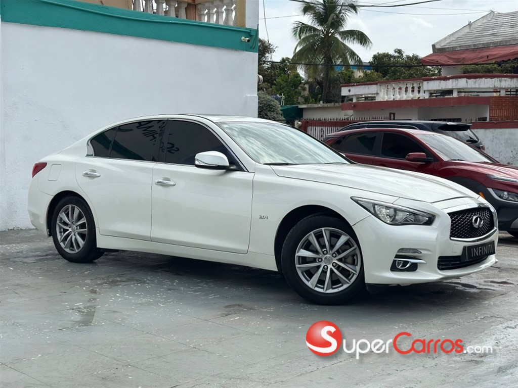 2017 Infiniti Q-50 — foto 3 / 11