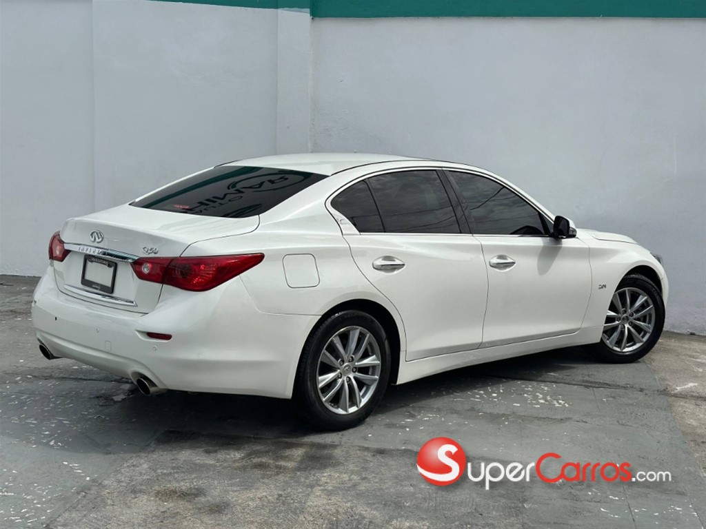 2017 Infiniti Q-50 — foto 5 / 11