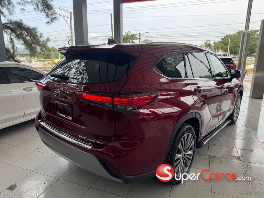 2021 Toyota Highlander Platinum — foto 3 / 8