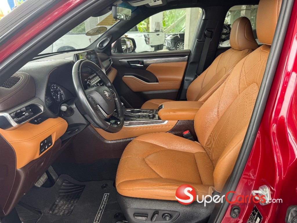 2021 Toyota Highlander Platinum — foto 6 / 8