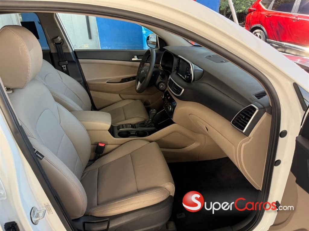 2019 Hyundai Tucson SE — foto 8 / 12