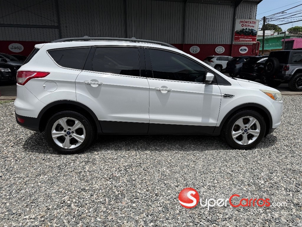 2015 Ford Escape SE — foto 4 / 12