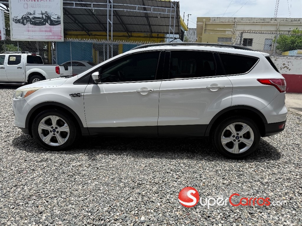 2015 Ford Escape SE — foto 5 / 12