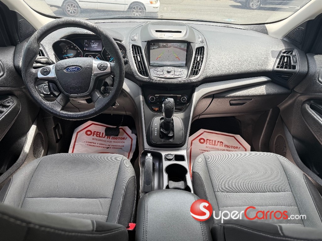 2015 Ford Escape SE — foto 9 / 12
