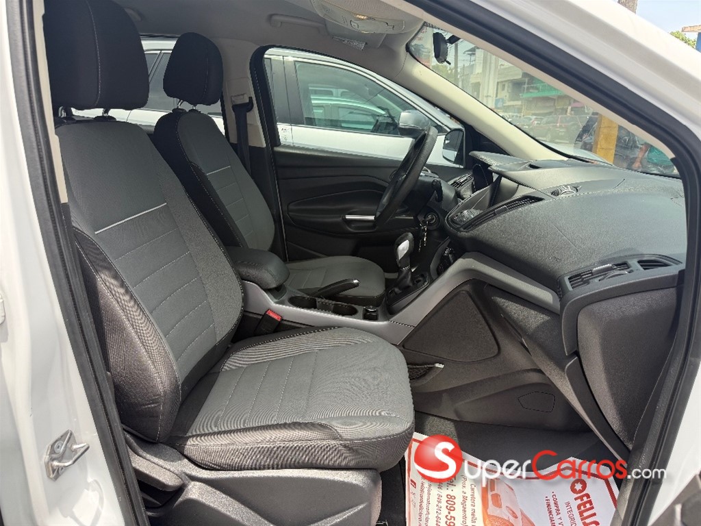 2015 Ford Escape SE — foto 11 / 12