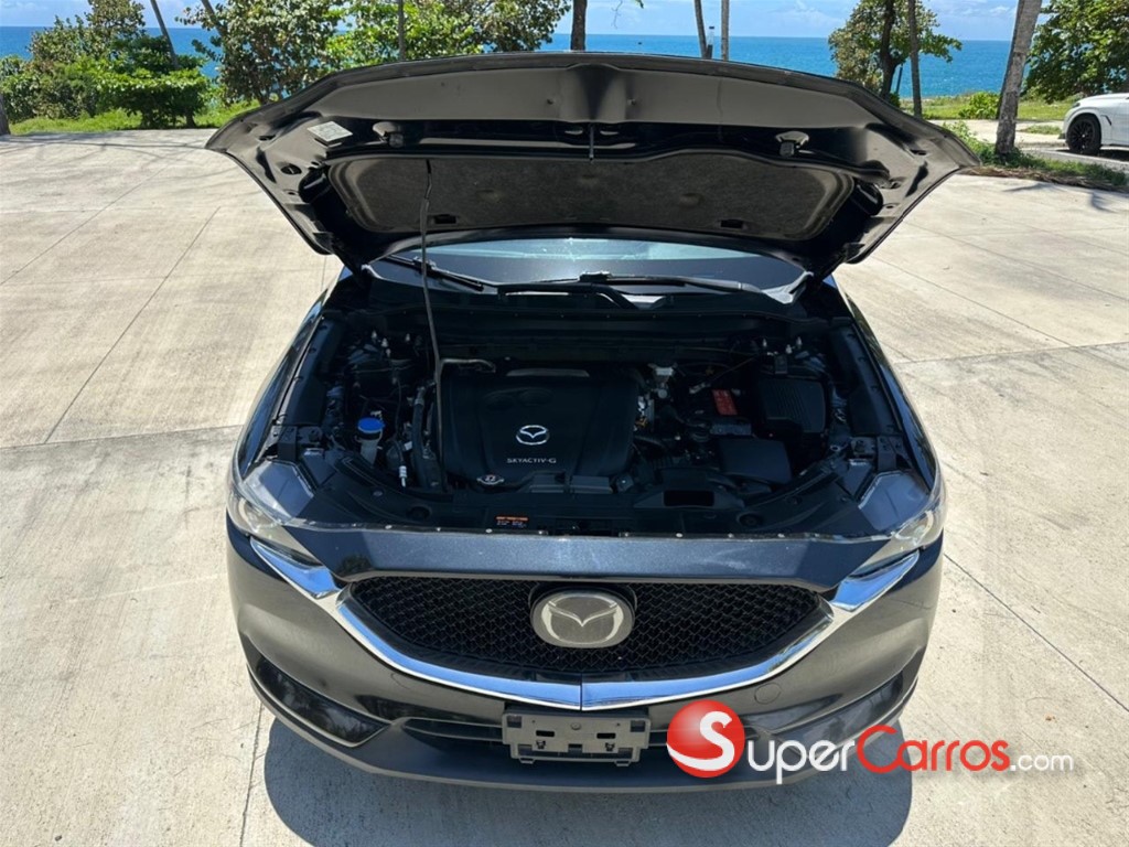 2021 Mazda CX-5 Touring — foto 6 / 12