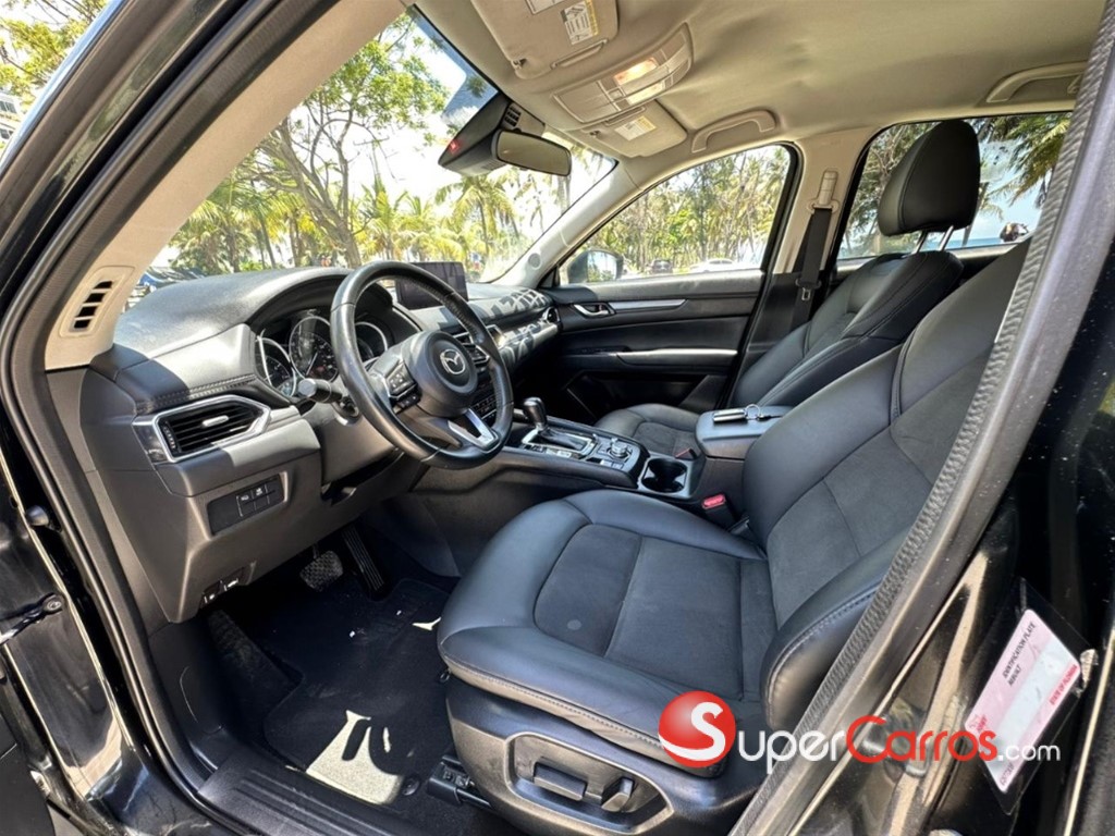 2021 Mazda CX-5 Touring — foto 9 / 12