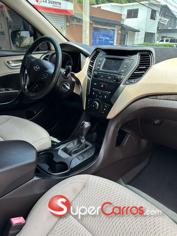 2017 Hyundai Santa Fe Sport — foto 12 / 12