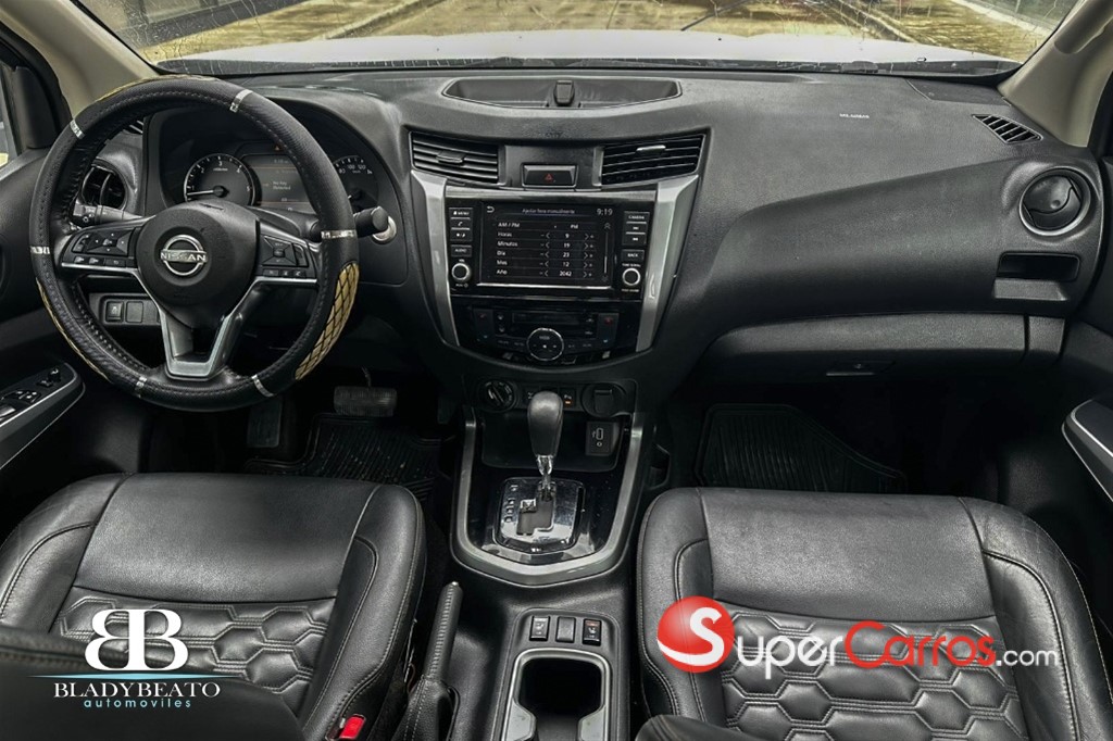 2024 Nissan Frontier LE — foto 9 / 12