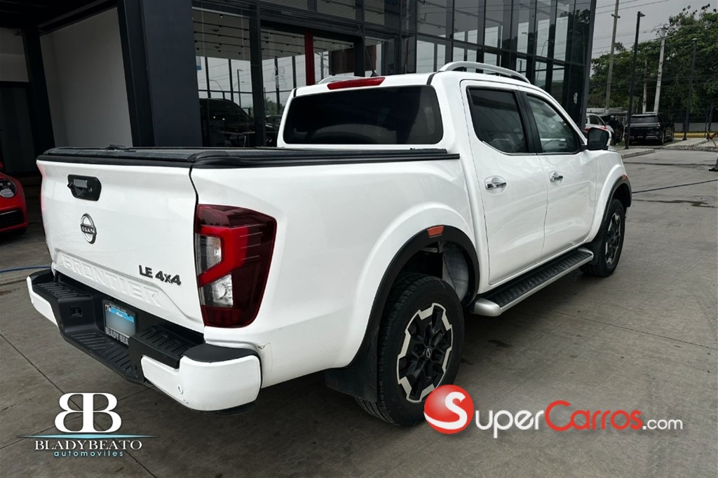 2024 Nissan Frontier LE — foto 10 / 12