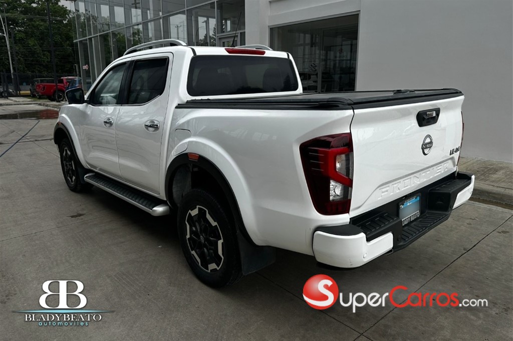 2024 Nissan Frontier LE — foto 11 / 12