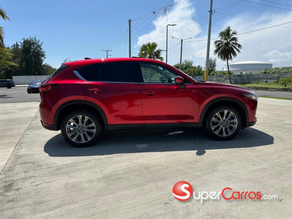 2021 Mazda CX-5 Grand Touring Reserve — foto 8 / 12