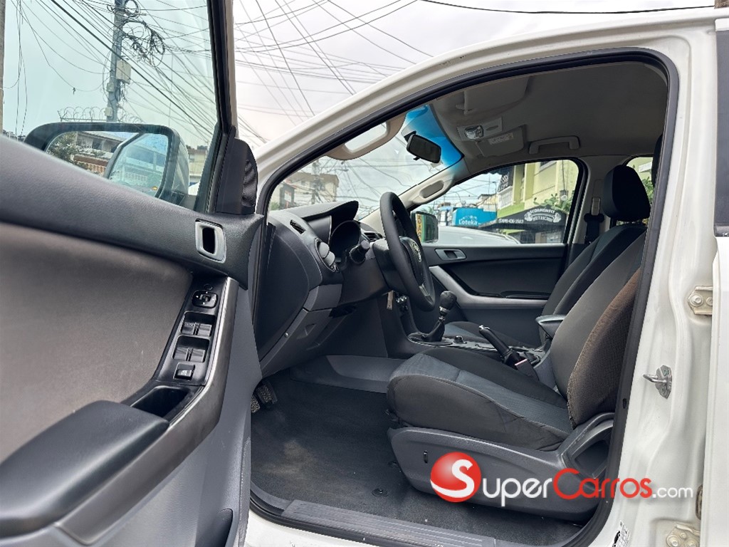 2019 Mazda BT-50 — foto 8 / 10