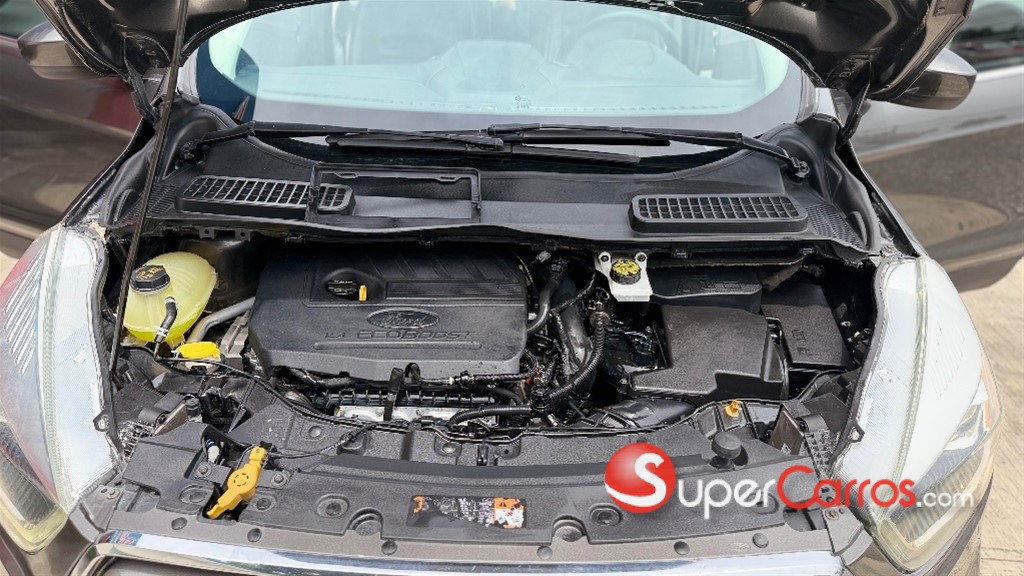 2017 Ford Escape Ecoboost — foto 5 / 11