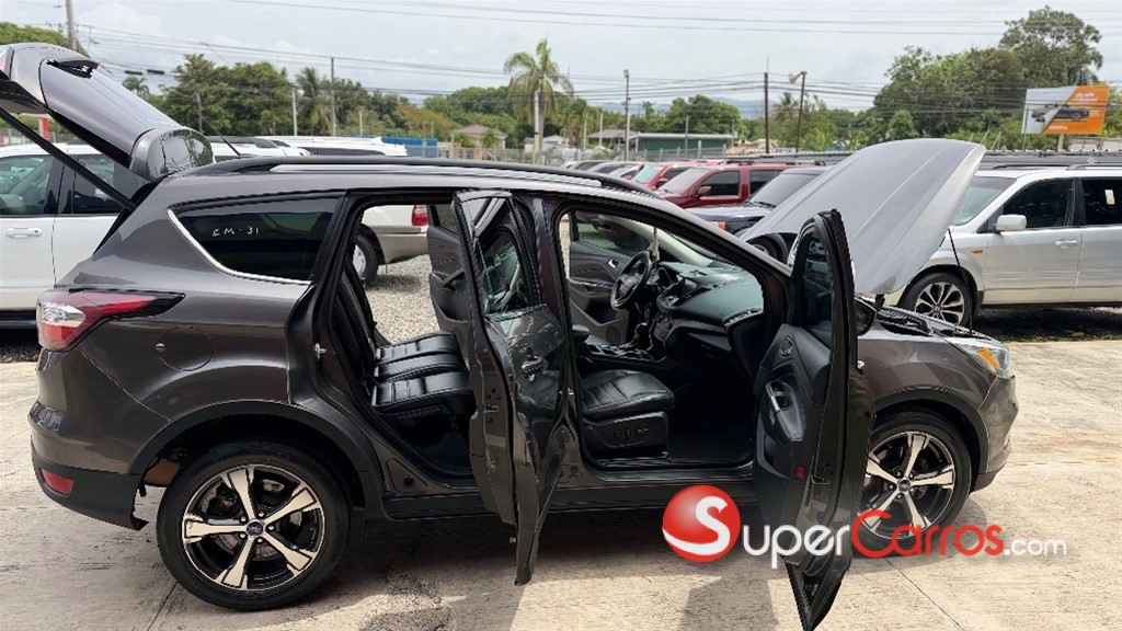 2017 Ford Escape Ecoboost — foto 8 / 11