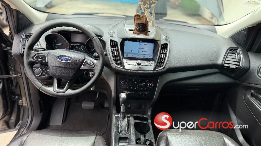2017 Ford Escape Ecoboost — foto 10 / 11