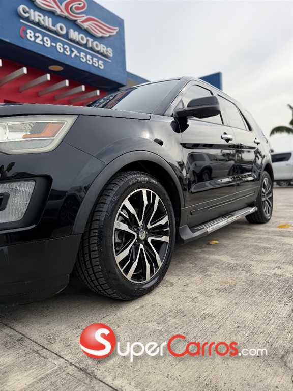 2016 Ford Explorer — foto 2 / 10