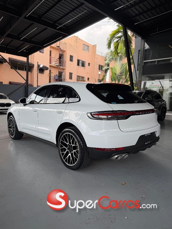2020 Porsche Macan S — foto 10 / 12