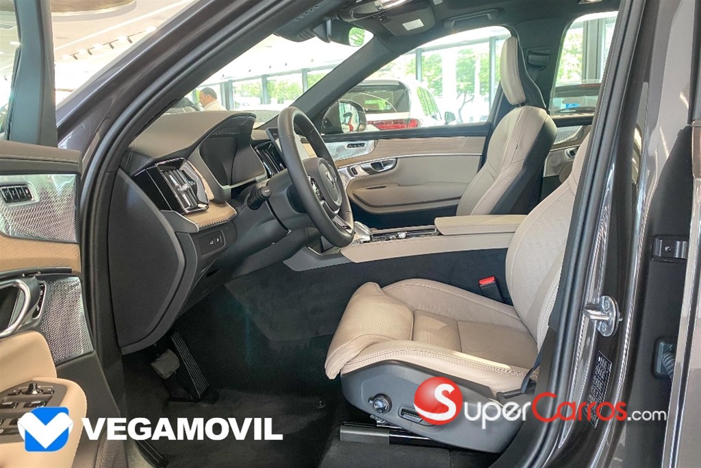 2026 Volvo XC90 ULTRA — foto 4 / 11