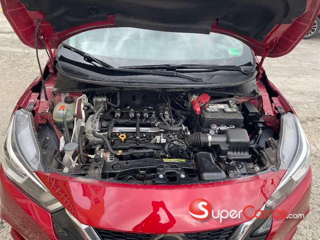 2020 Nissan Versa SV — foto 2 / 12