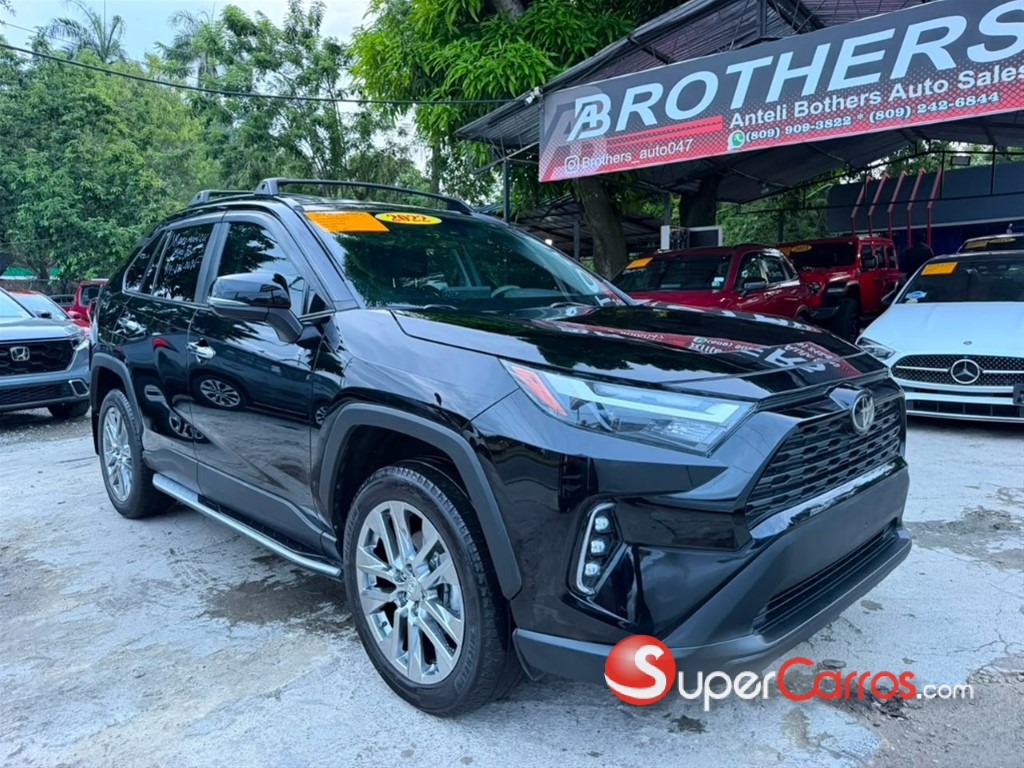 2022 Toyota RAV4 XLE Premium