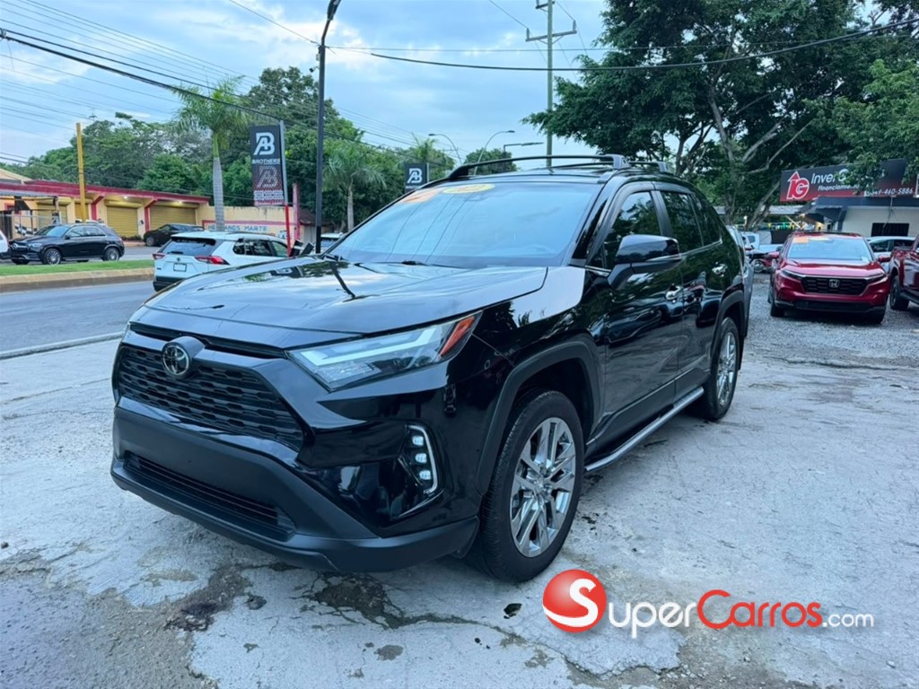 2022 Toyota RAV4 XLE Premium — foto 7 / 12