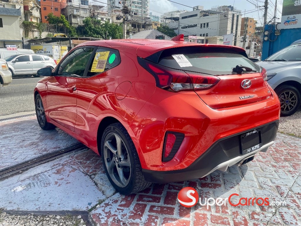 2020 Hyundai Veloster — foto 5 / 10