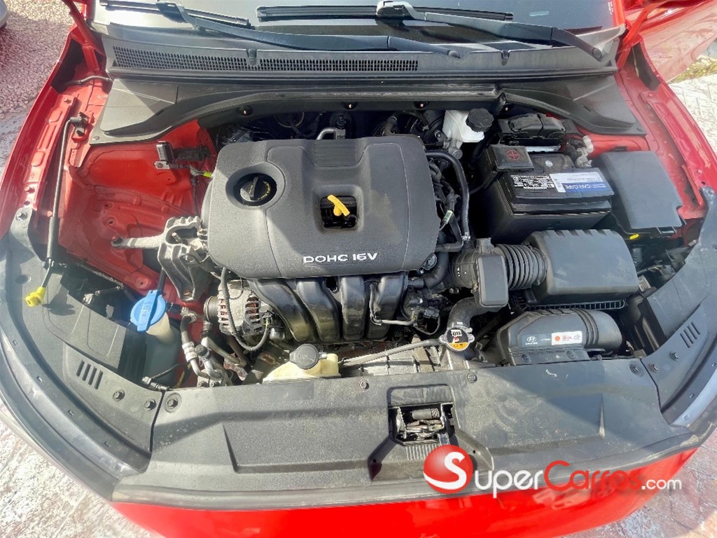 2020 Hyundai Veloster — foto 10 / 10