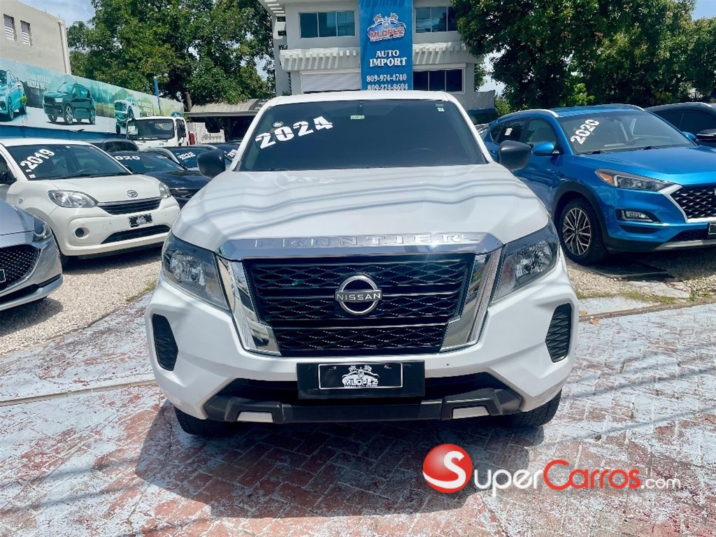 2024 Nissan Frontier