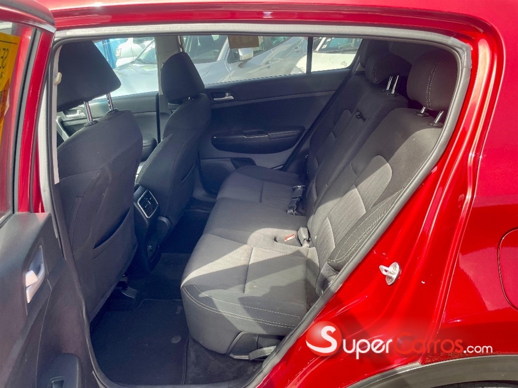 2021 Kia Sportage — foto 8 / 9