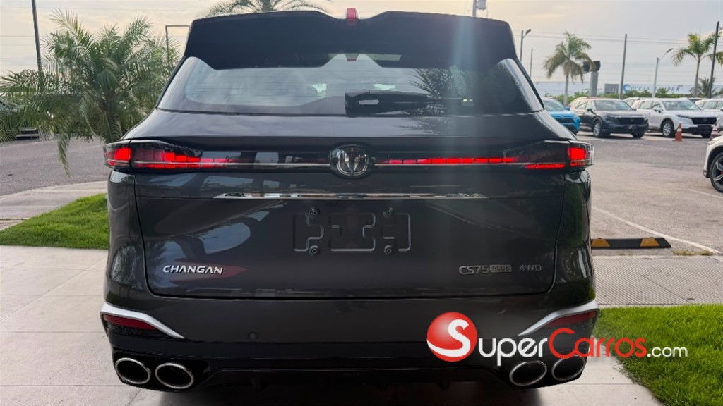 2027 Changan CS 75 — foto 3 / 8