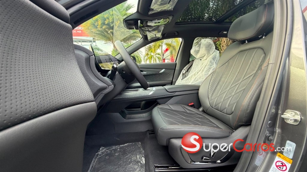 2027 Changan CS 75 — foto 4 / 8