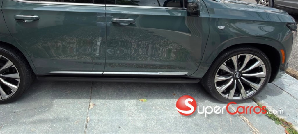 2025 Cadillac Escalade Premium Luxury — foto 4 / 11