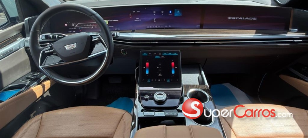 2025 Cadillac Escalade Premium Luxury — foto 8 / 11