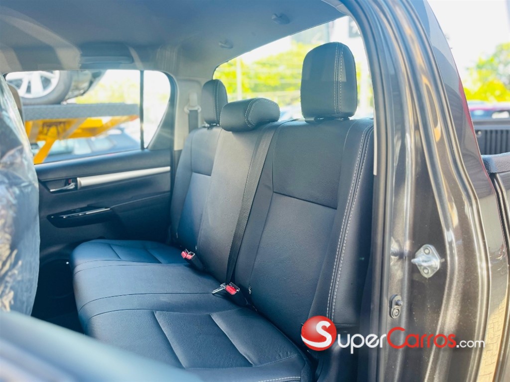 2026 Toyota Hilux 2.4 — foto 7 / 9