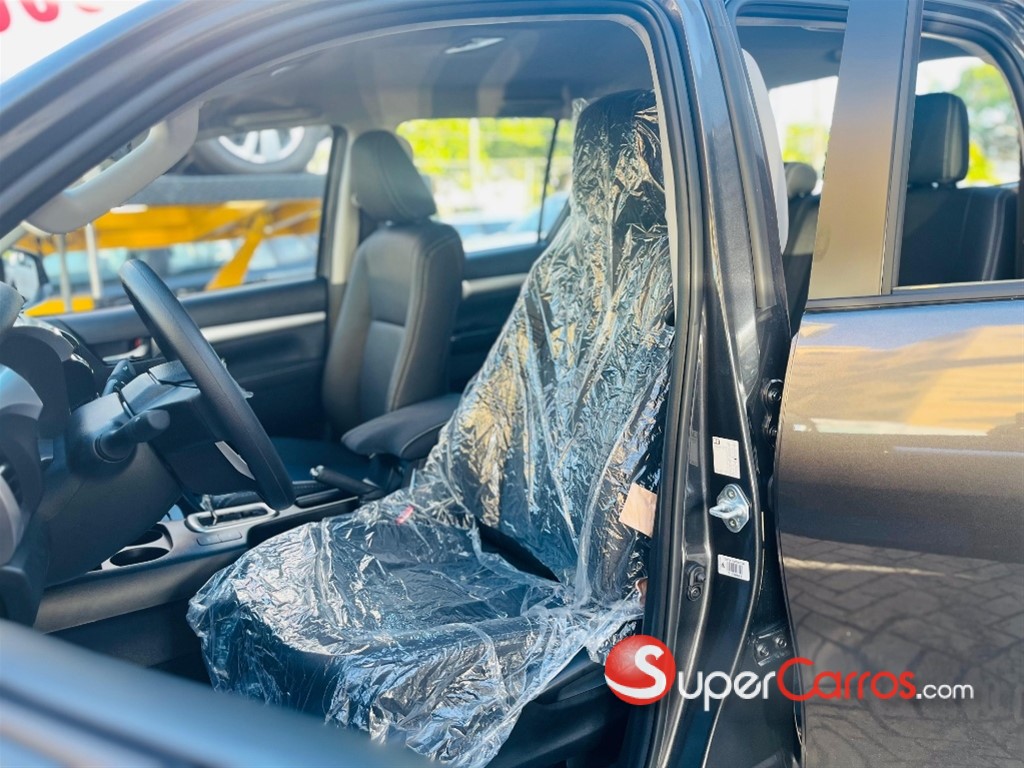 2026 Toyota Hilux 2.4 — foto 9 / 9
