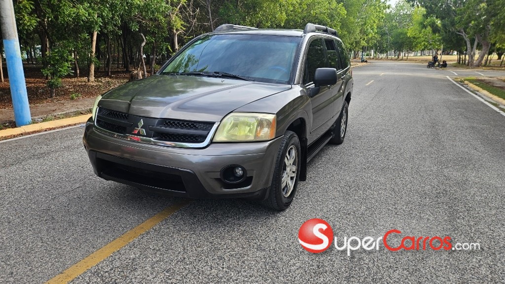2006 Mitsubishi Motors Endeavor XLS — foto 2 / 11